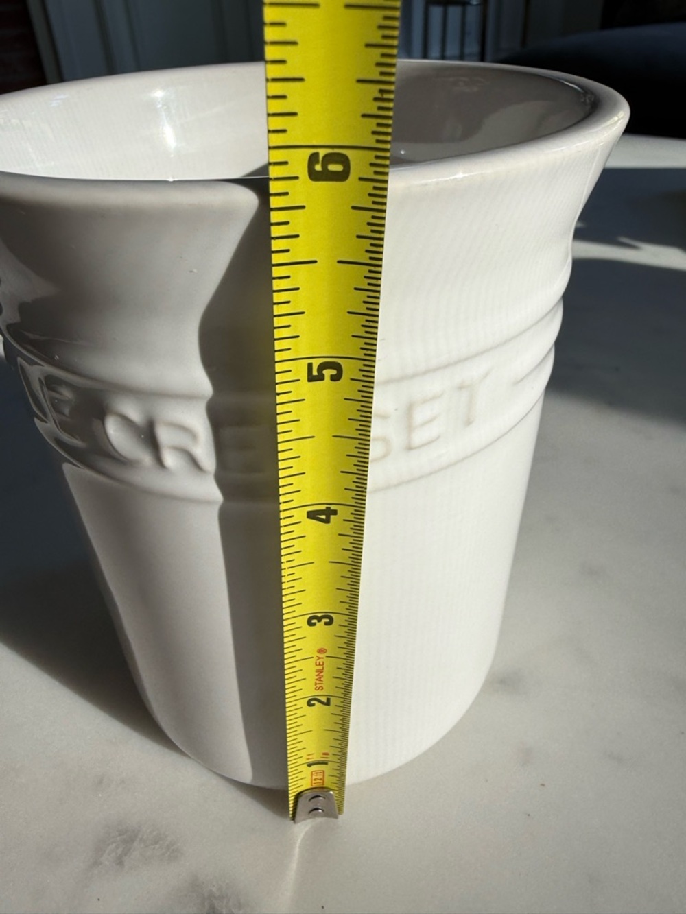 Le Creuset Cream Stoneware Utensil Crock - Picture 6 of 8
